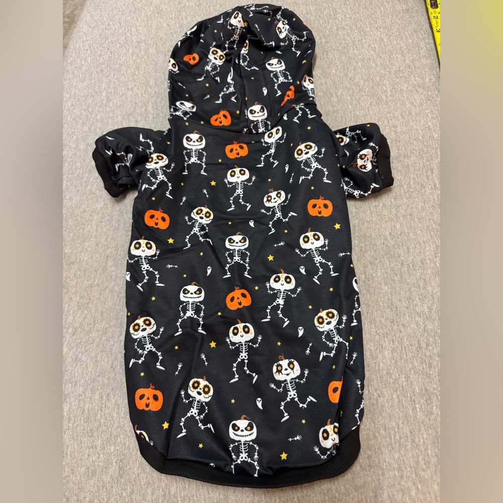 Skeleton and Pumpkin Pet Hoodie for small and medium breeds. New.